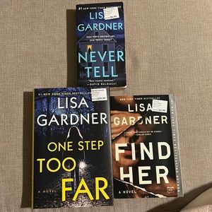 Lisa Gardner book bundle all read once in good condition